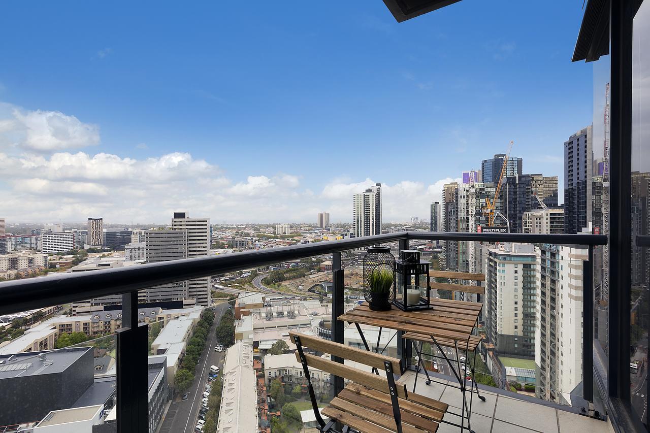Complete Host Southpoint Apartments Мельбурн Экстерьер фото