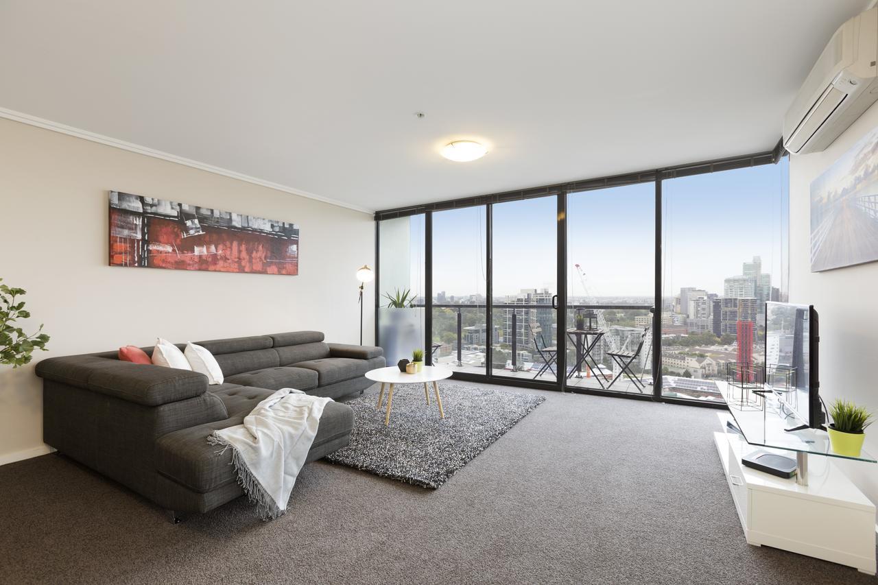 Complete Host Southpoint Apartments Мельбурн Экстерьер фото
